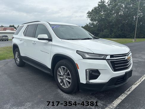 Used 2023 Chevrolet Traverse LT AWD/4WD image 1