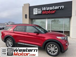 Used 2020 Ford Explorer XLT w/ Equipment Group 202A image 1