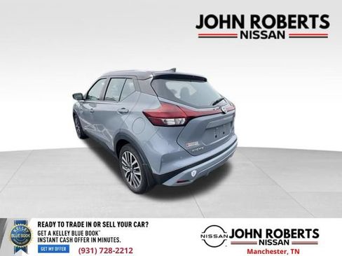 Used 2021 Nissan Kicks SV FWD image 17