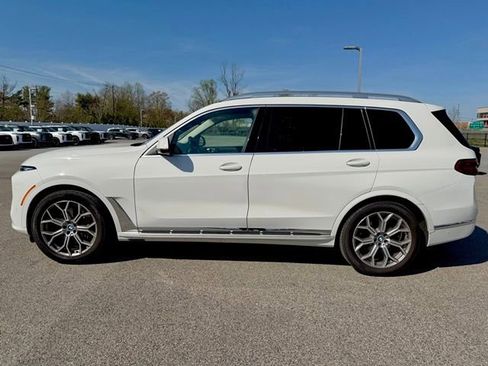 Used 2024 BMW X7 xDrive40i image 4