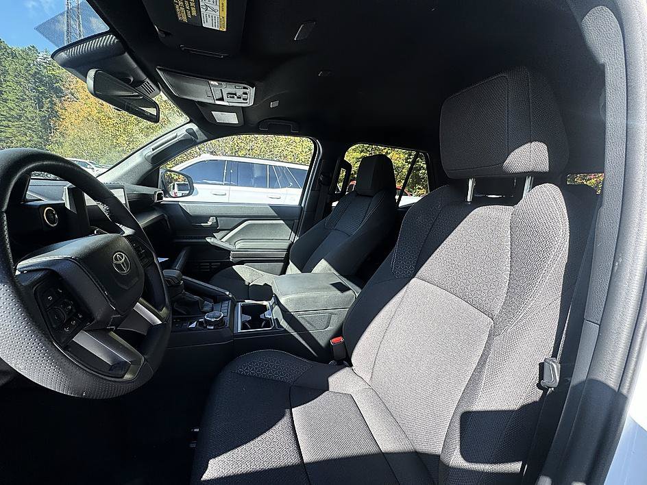 Used 2026 Toyota 4Runner SR5 AWD/4WD image 10
