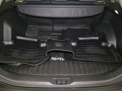 Used 2024 Toyota RAV4 XLE w/ Convenience Package AWD/4WD image 13