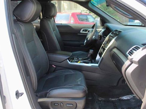 Used 2014 Ford Explorer Sport w/ Equipment Group 401A AWD/4WD image 34