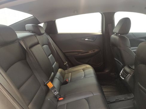 Used 2021 Chevrolet Malibu LT w/ Leather Package FWD image 19