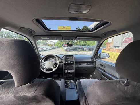 Used 2006 Honda CR-V EX image 22