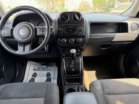 Used 2016 Jeep Patriot Sport FWD image 27