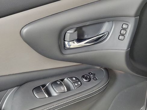 Used 2023 Nissan Murano SL w/ SL Moonroof Package FWD image 18