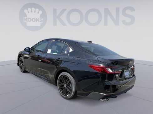 New 2026 Toyota Camry SE image 4