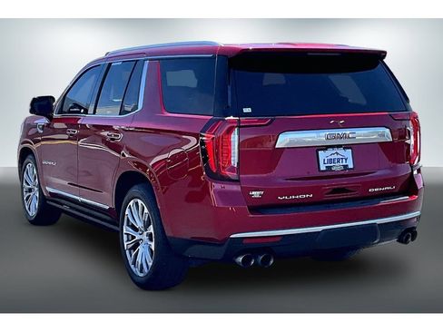 Used 2021 GMC Yukon Denali w/ Denali Ultimate Package AWD/4WD image 4