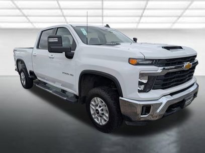 Used 2025 Chevrolet Silverado 2500 LT w/ Convenience Package