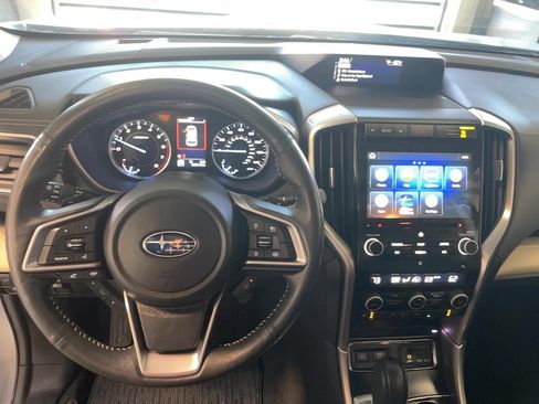 Used 2022 Subaru Ascent Limited w/ Technology Package image 18