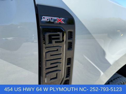 Certified 2025 Ford F250 XL w/ STX Appearance Package AWD/4WD image 26
