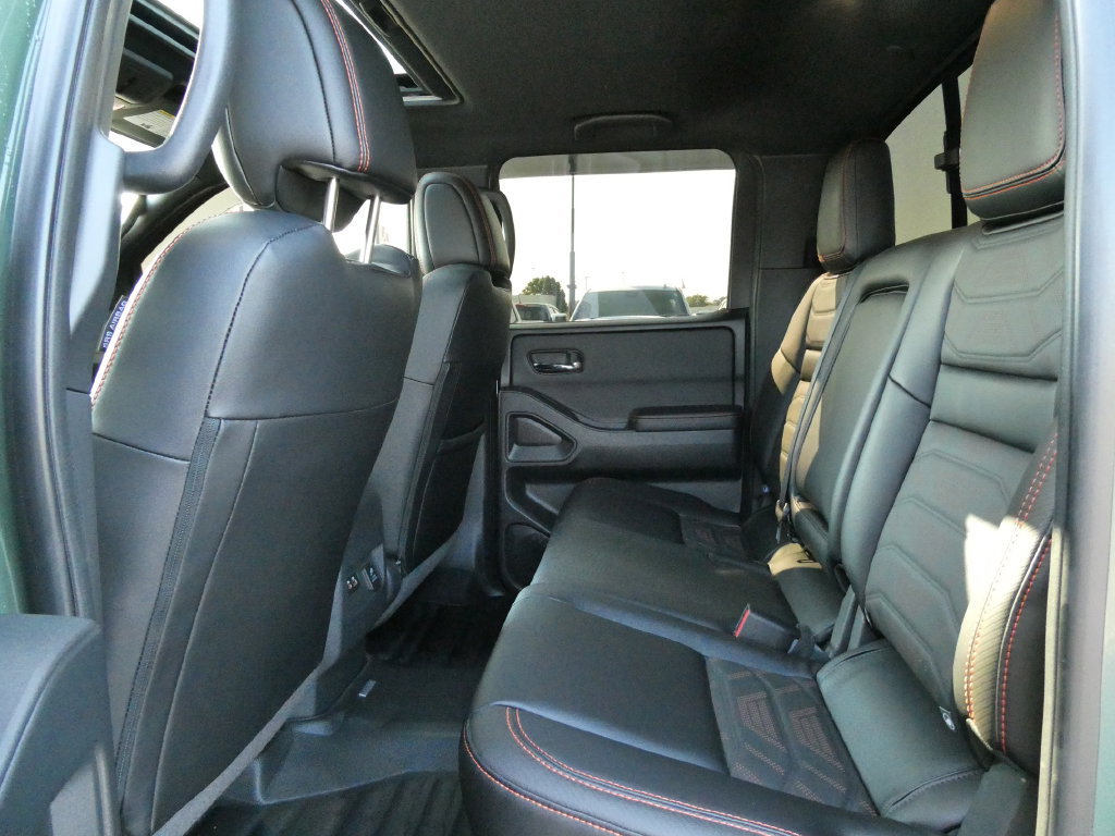 Used 2025 Nissan Frontier PRO-4X w/ Pro Premium Package AWD/4WD image 20