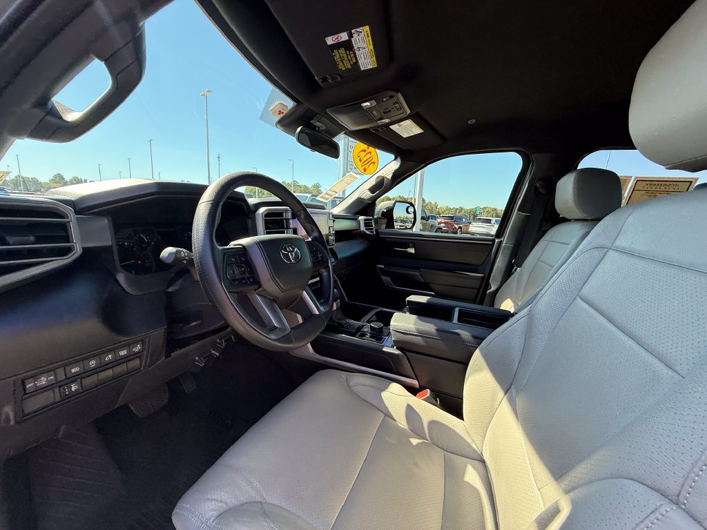 Used 2025 Toyota Tundra SR5 w/ SR5 Convenience Package AWD/4WD image 20