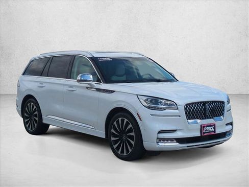 Used 2022 Lincoln Aviator Black Label Grand Touring w/ Class IV Trailer Tow Package AWD/4WD image 3