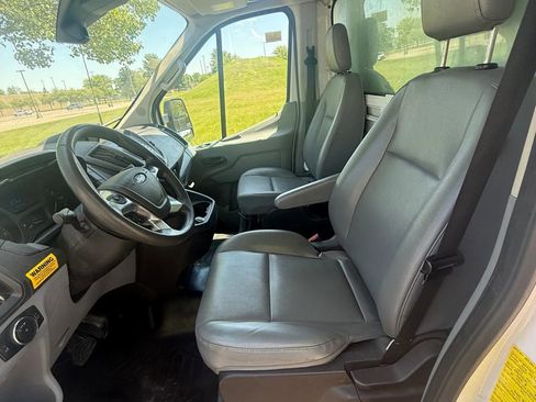 Used 2019 Ford Transit 350 156 DRW RWD image 10