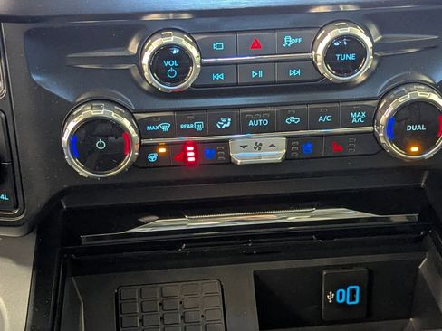 New 2026 Ford F250 Lariat w/ Chrome Package AWD/4WD image 25