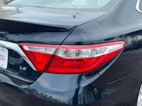 Used 2017 Toyota Camry LE w/ Four Season Floor Mat Package FWD image 11
