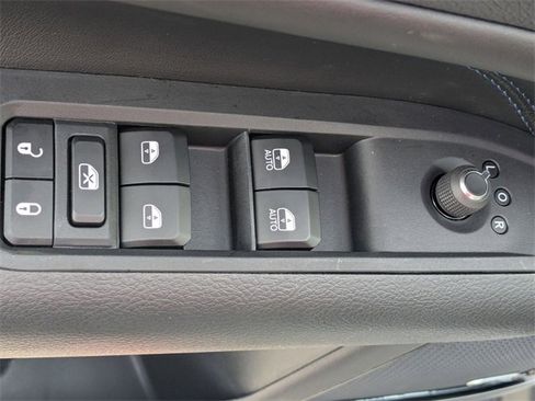 New 2026 Jeep Compass Latitude image 12