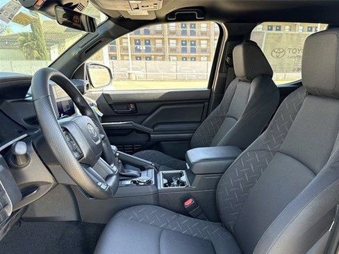 Used 2026 Toyota Tacoma SR5 AWD/4WD image 27