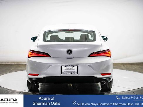 New 2026 Acura Integra image 3