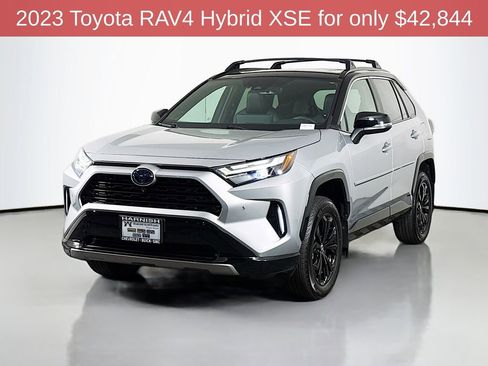 Used 2023 Toyota RAV4 XSE AWD/4WD image 3