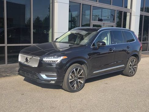 Used 2023 Volvo XC90 B6 Plus w/ Protection Package Premier AWD/4WD image 14