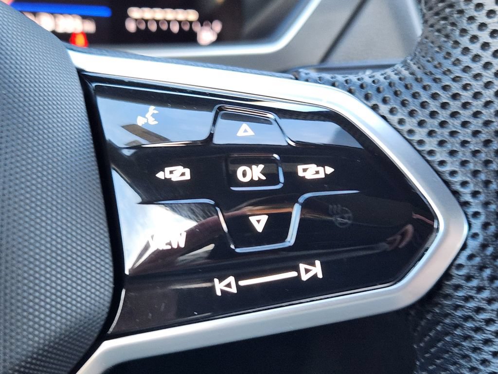 Certified 2024 Volkswagen Tiguan SE R-Line AWD/4WD image 19