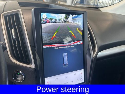 Used 2023 Ford Edge SEL image 12