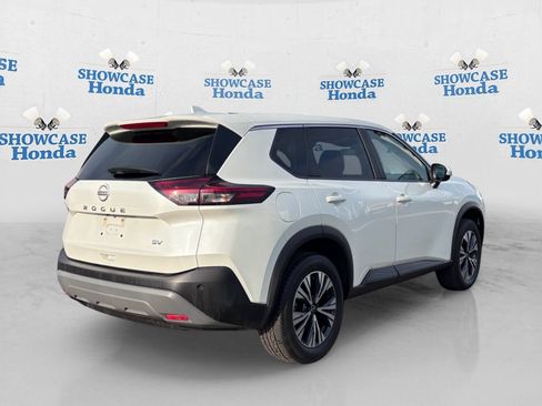Used 2023 Nissan Rogue SV FWD image 8