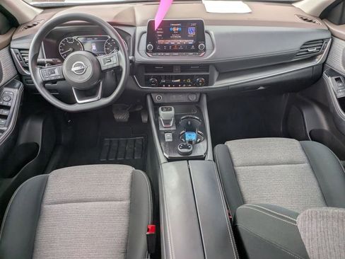 Used 2023 Nissan Rogue SV image 20