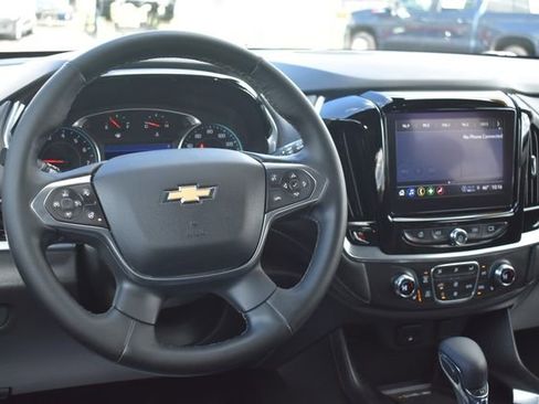 Used 2023 Chevrolet Traverse LT AWD/4WD image 23