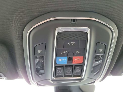 New 2026 Jeep Grand Cherokee L Limited w/ Limited Altitude Package AWD/4WD image 27