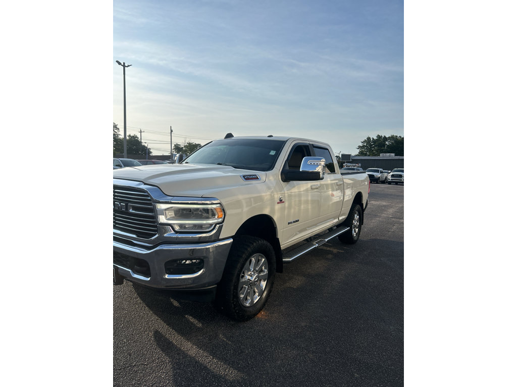 Used 2023 RAM 2500 Laramie AWD/4WD image 3