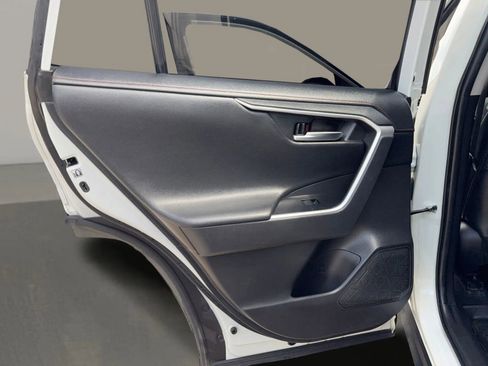 Used 2020 Toyota RAV4 TRD Off-Road image 19