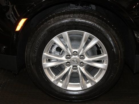 New 2026 Cadillac XT5 Luxury image 25