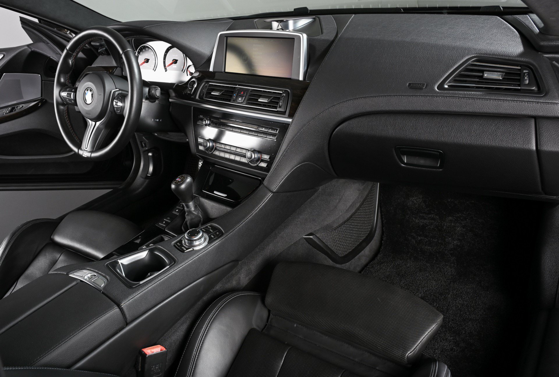 Used 2014 BMW M6 Coupe RWD image 12