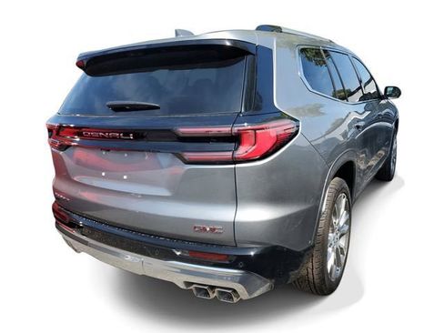 New 2026 GMC Acadia Denali w/ Super Cruise Package FWD image 5
