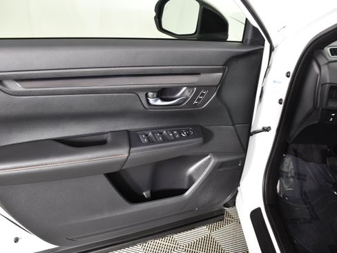 Certified 2025 Honda CR-V Sport-L image 36