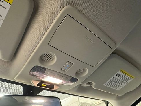 Used 2019 Ford EcoSport SE image 15