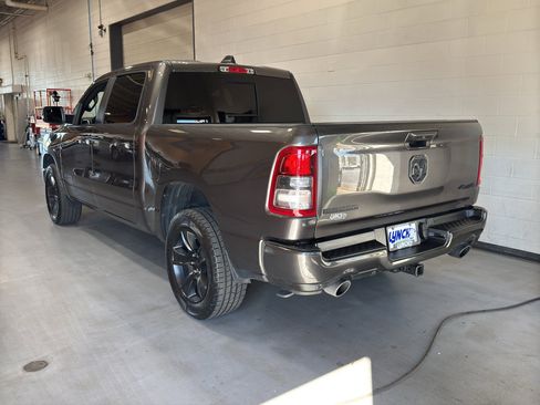Used 2022 RAM 1500 Big Horn AWD/4WD image 3
