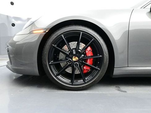 Certified 2024 Porsche 911 Carrera S RWD image 6