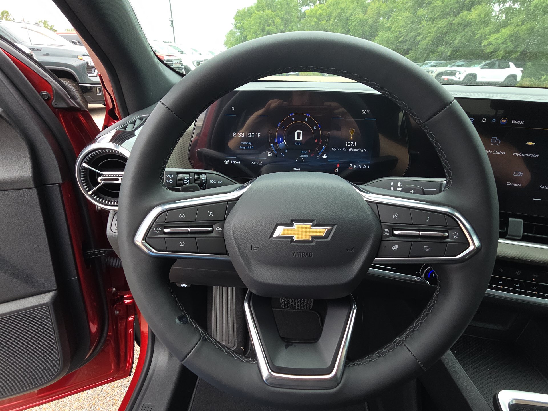 New 2027 Chevrolet Equinox LT w/ Convenience Package II AWD/4WD image 17