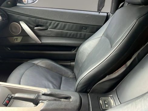 Used 2004 BMW Z4 2.5i image 19