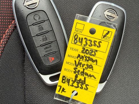 Used 2025 Nissan Versa SR w/ Trunk Package FWD image 15