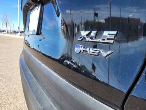 Certified 2025 Toyota RAV4 XLE image 21