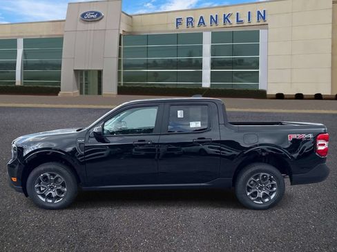 New 2026 Ford Maverick XLT w/ XLT Luxury Package AWD/4WD image 4