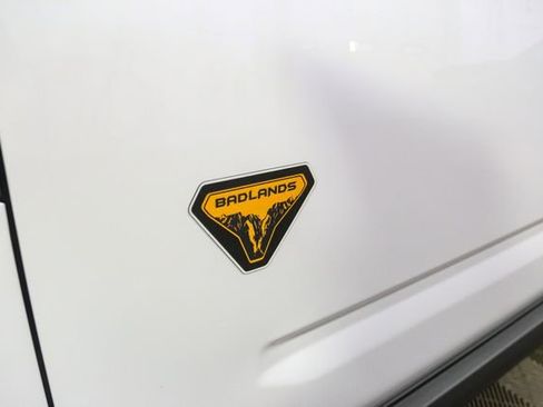 Used 2025 Ford Bronco Sport Badlands image 7