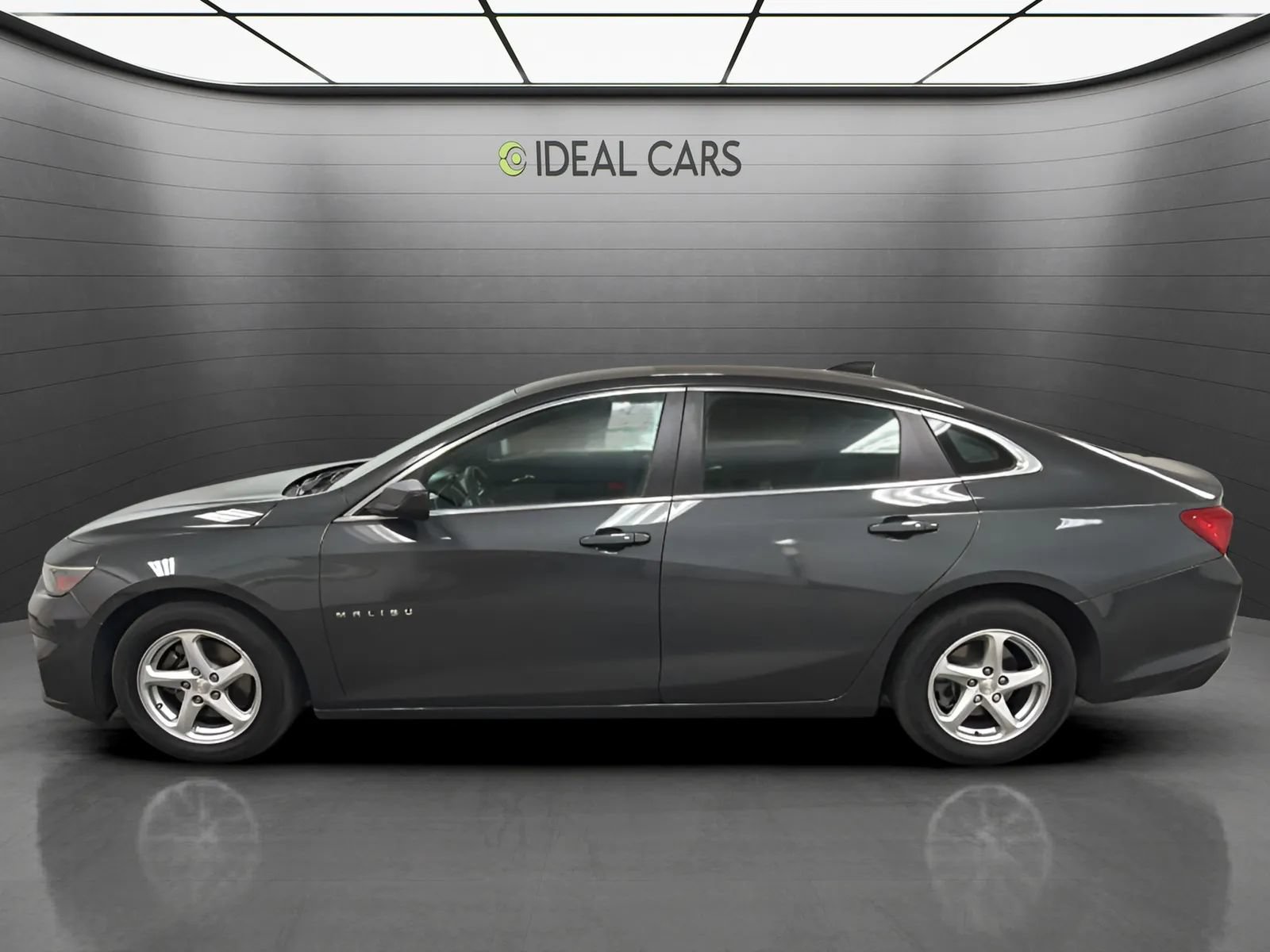 Used 2017 Chevrolet Malibu LS w/ LPO, Convenience Package 1 FWD image 2