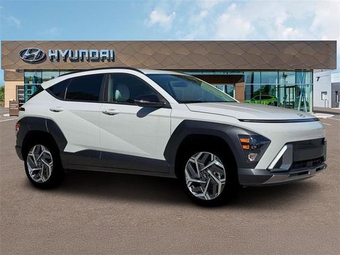 New 2026 Hyundai Kona SEL Premium image 10